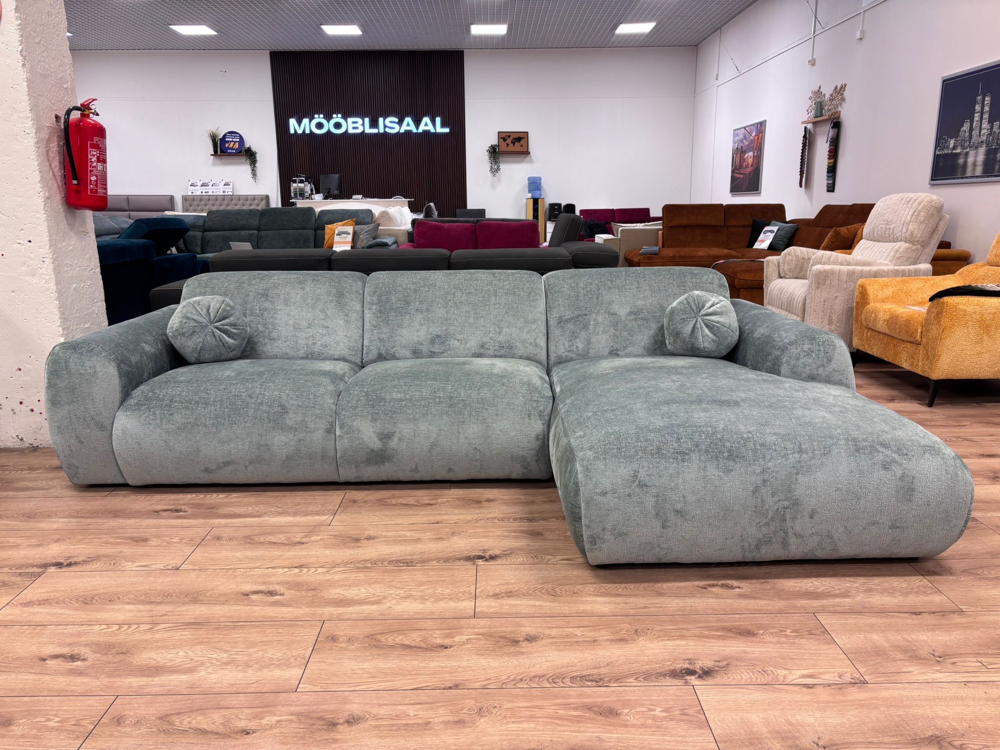 Nurgadiivan Cloudy parem nurk