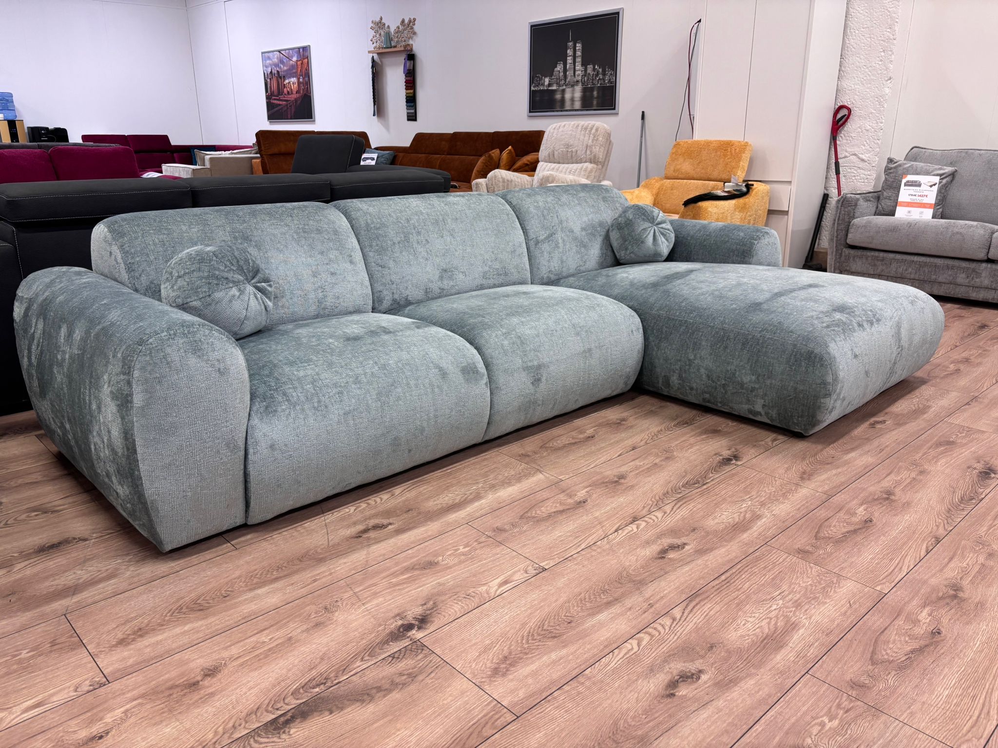 Nurgadiivan Cloudy parem nurk - Image 2