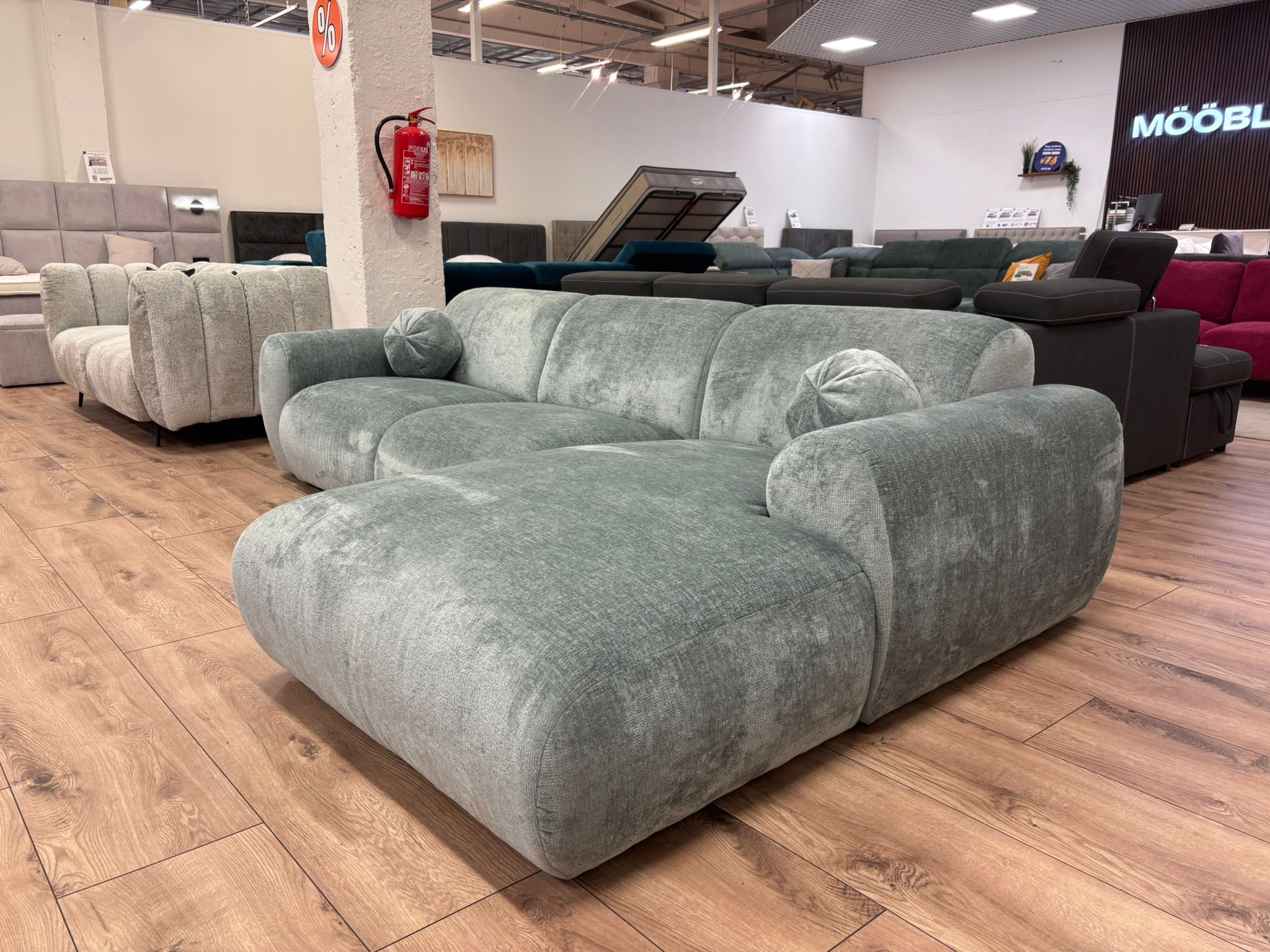 Nurgadiivan Cloudy parem nurk - Image 3