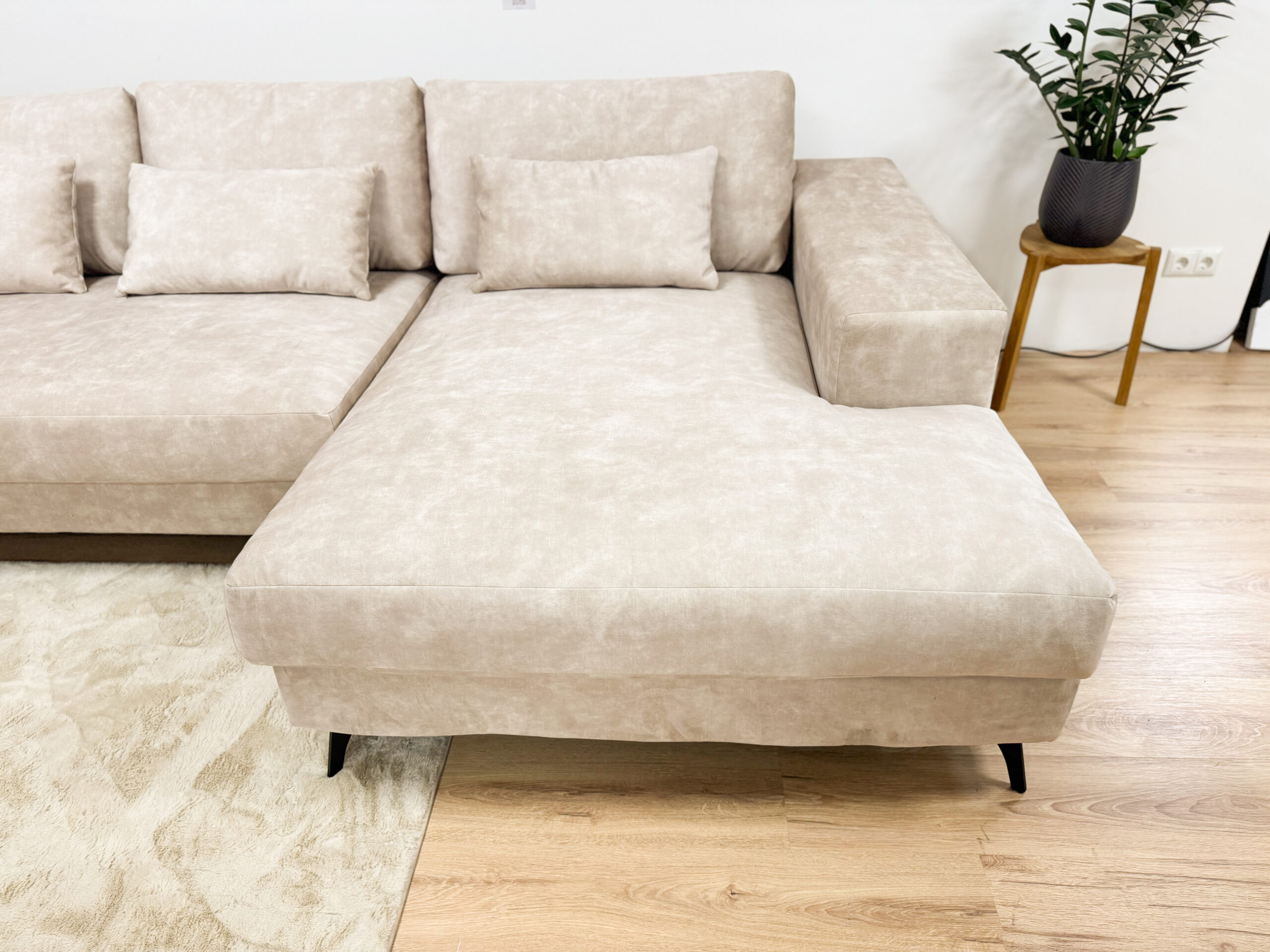 Nurgadiivan California M Torre 2 - Image 2