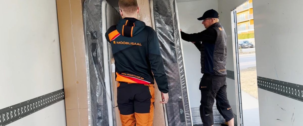 Mööblisaali diivani või voodi transport ja paigaldus ja vana mööbli utiliseerimine kliendi kodus – täisteenus algusest lõpuni